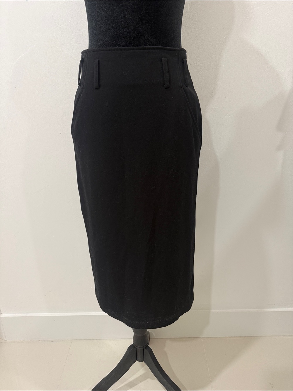 Classic Black Pencil Skirt - Sleek Professional Style